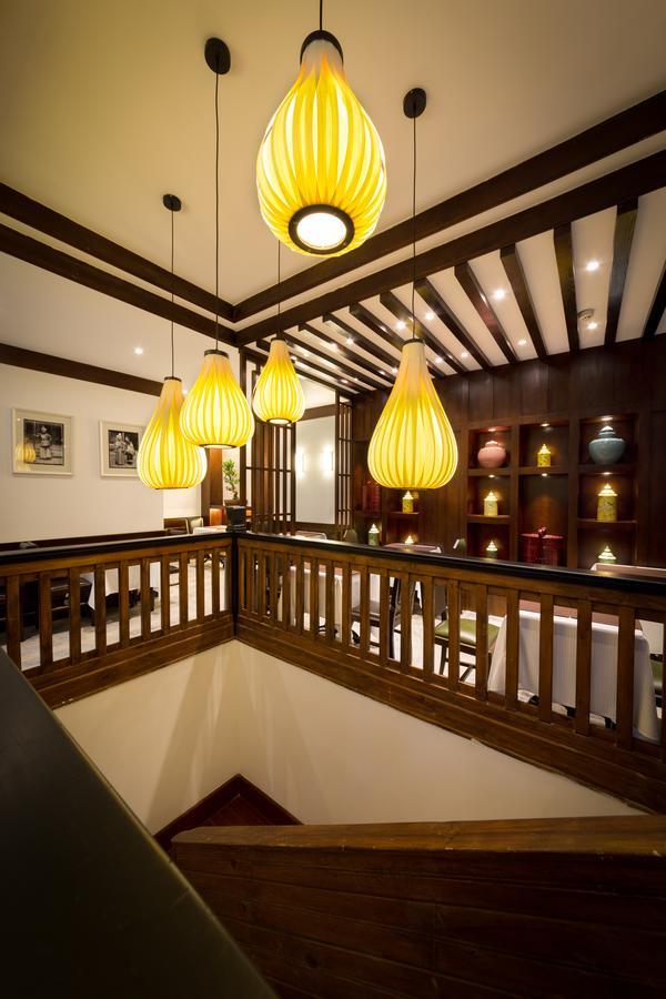 Silver Chest Boutique Hotel Kunming Exterior photo